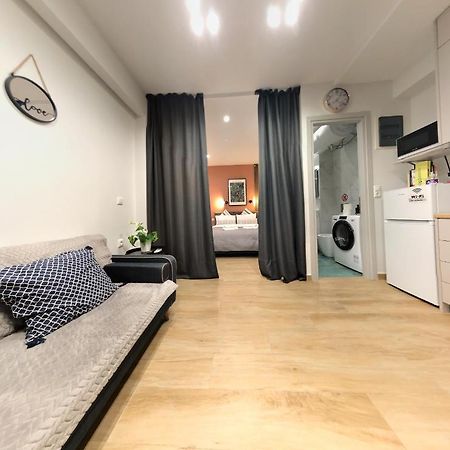 Smart Modern Apartment Афіни Екстер'єр фото
